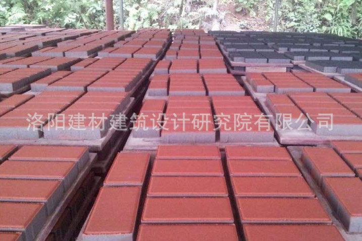 采用制磚工藝設(shè)備